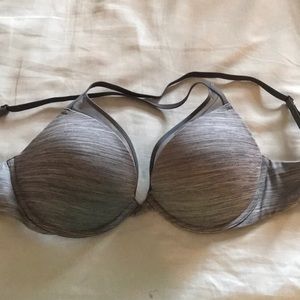 Victoria’s Secret Bra 32D
